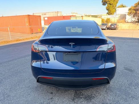 Used 2023 Tesla Model Y Long Range AWD/4WD image 17