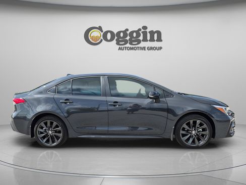 Used 2026 Toyota Corolla SE FWD image 7