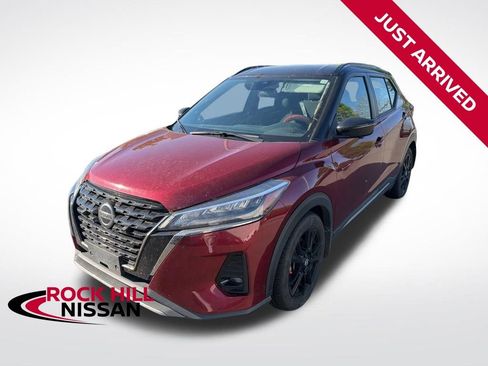 Used 2021 Nissan Kicks SR image 1
