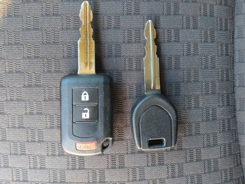 Used 2020 Mitsubishi Mirage SE FWD image 32