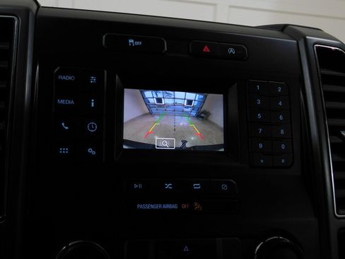 Used 2018 Ford F150 XLT w/ Heavy-Duty Payload Package image 52