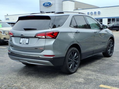 Used 2023 Chevrolet Equinox RS AWD/4WD image 27