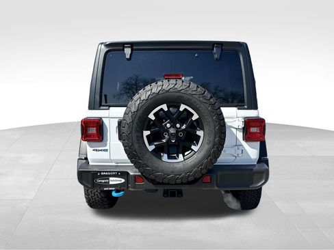 Used 2025 Jeep Wrangler Unlimited Rubicon 4xe w/ Convenience Group image 10