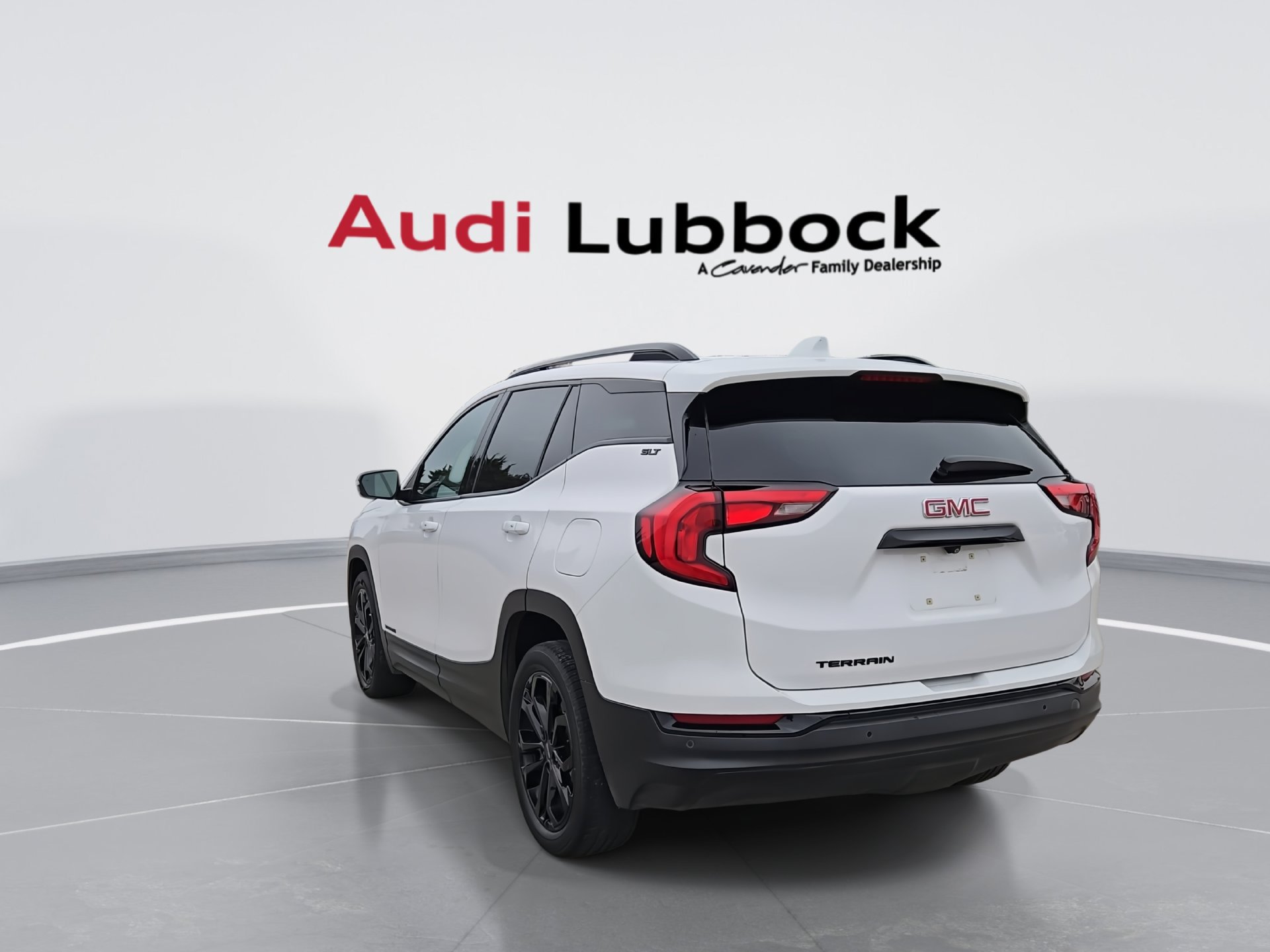 Used 2021 GMC Terrain SLT w/ Elevation Edition FWD image 7