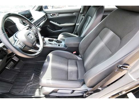 Used 2023 Honda Civic Sport image 11
