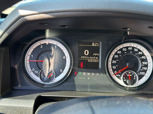 Used 2013 RAM 2500 Tradesman w/ Chrome Appearance Group image 16