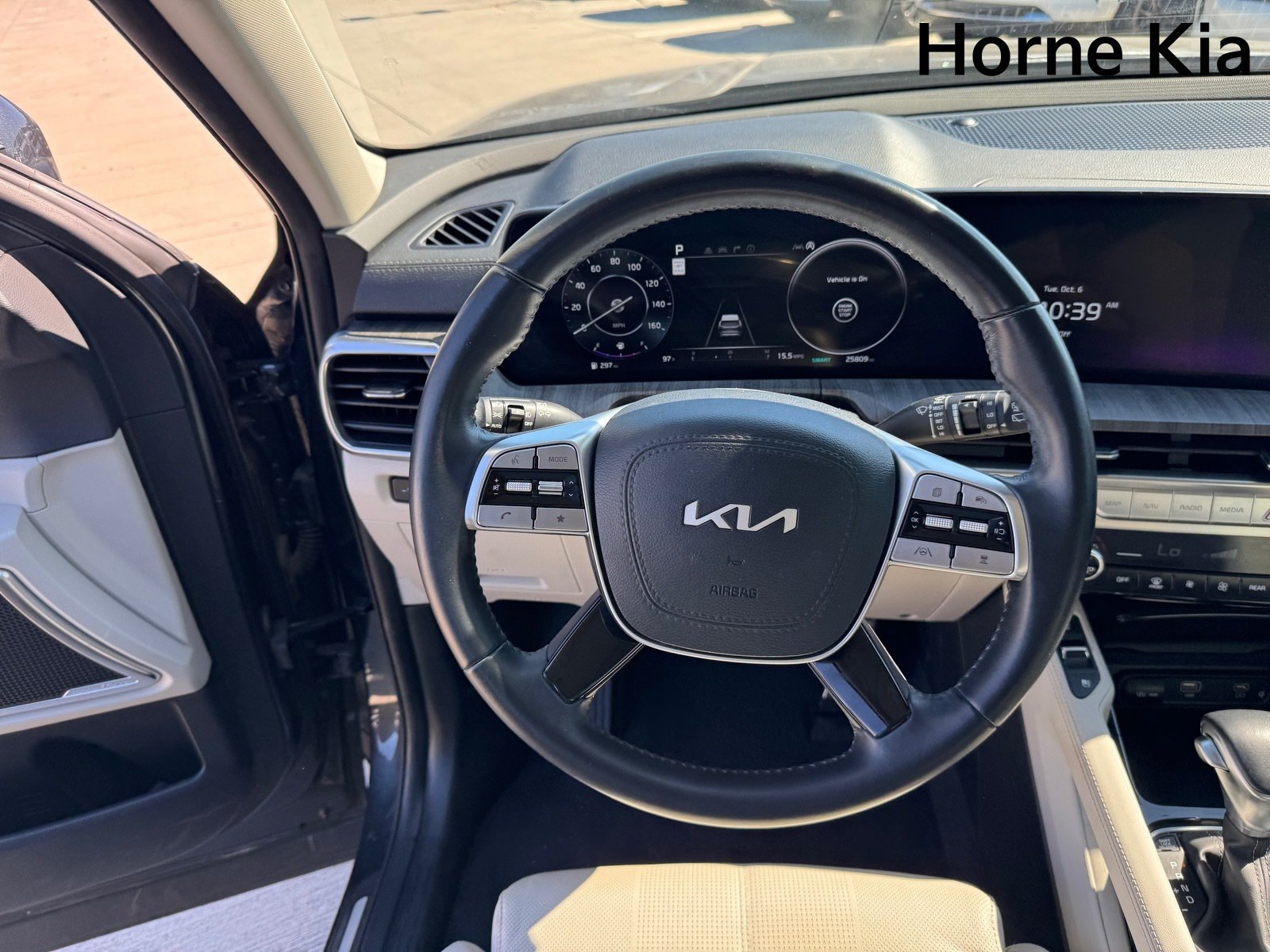 Certified 2024 Kia Telluride SX FWD image 17