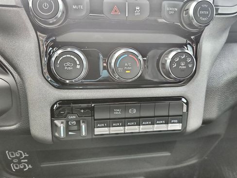 New 2026 RAM 3500 Tradesman AWD/4WD image 16