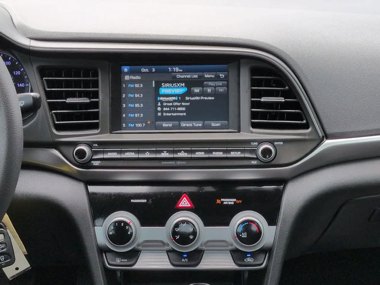 Used 2019 Hyundai Elantra SEL w/ Cargo Package FWD image 17