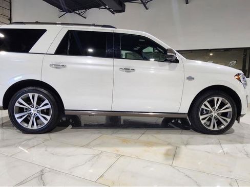 Used 2021 Ford Expedition King Ranch image 4