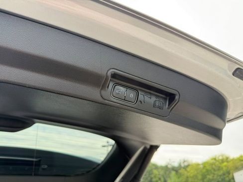 Used 2021 Ford Explorer Limited w/ Equipment Group 301A image 50