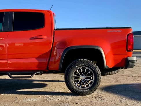 Used 2020 Chevrolet Colorado ZR2 image 11