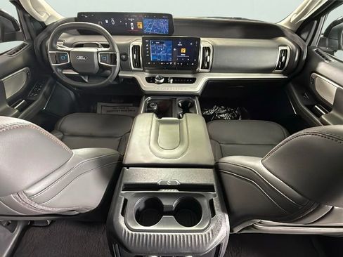 Used 2025 Ford Expedition Max Active image 36