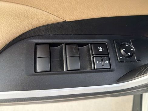 Certified 2021 Toyota RAV4 LE FWD image 10