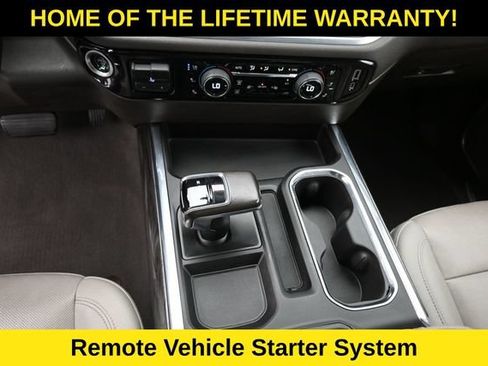 Used 2022 Chevrolet Silverado 1500 LTZ AWD/4WD image 33
