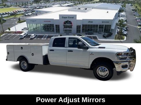 Used 2025 RAM 3500 Tradesman w/ Chrome Appearance Group AWD/4WD image 13