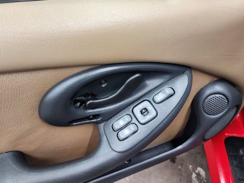 Used 1995 Pontiac Firebird Coupe RWD image 10