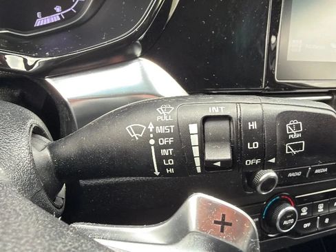 Used 2022 Kia Niro EX FWD image 13