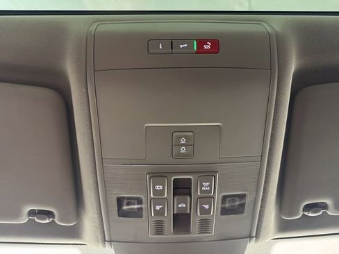 Used 2021 Volkswagen Atlas SEL AWD/4WD image 14