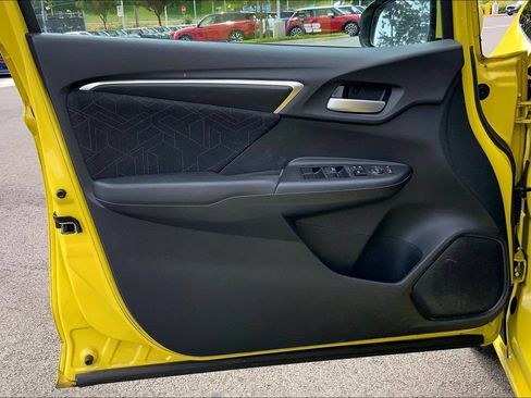Used 2015 Honda Fit EX image 19