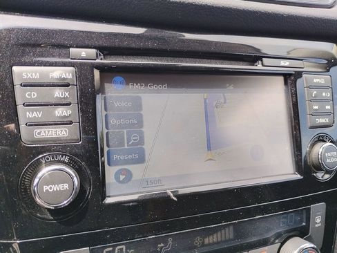 Used 2017 Nissan Rogue SL FWD image 19