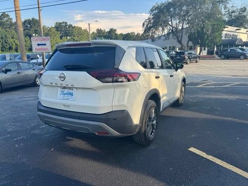 Used 2023 Nissan Rogue S FWD image 6
