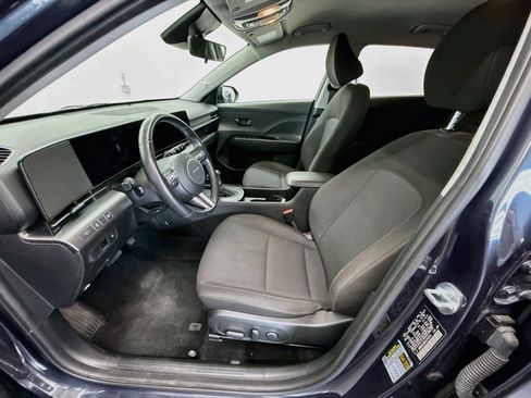 Used 2025 Hyundai Kona SEL FWD image 13
