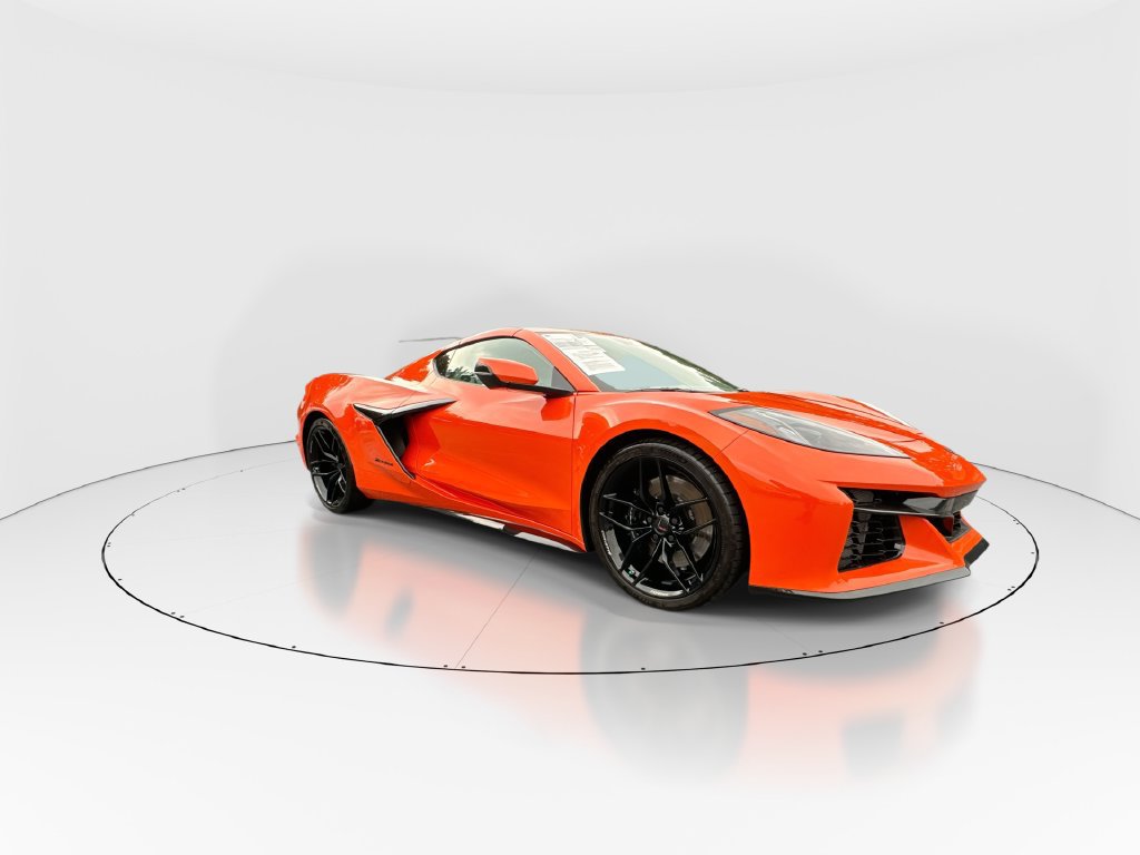 Used 2026 Chevrolet Corvette Z06 RWD image 2