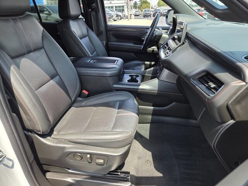 Used 2023 Chevrolet Tahoe RST AWD/4WD image 18