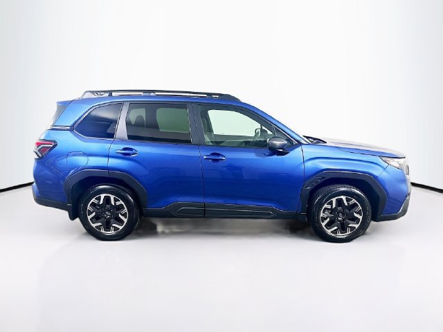 Used 2026 Subaru Forester Premium AWD/4WD image 10
