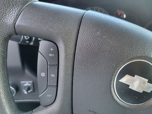 Used 2017 Chevrolet Express 3500 LT w/ LT Preferred Equipment Group image 39