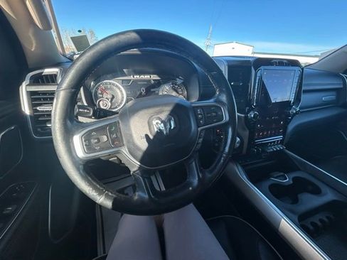 Used 2019 RAM 1500 Laramie image 9