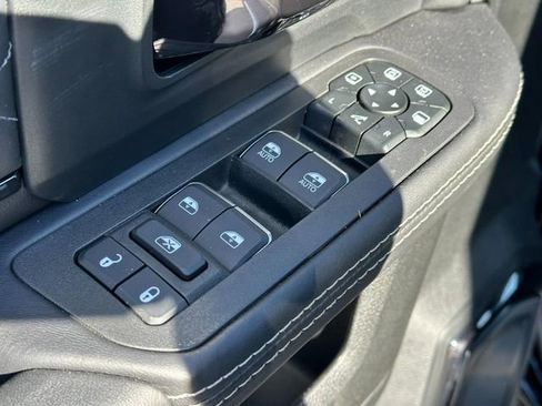 New 2025 RAM 2500 Limited image 11