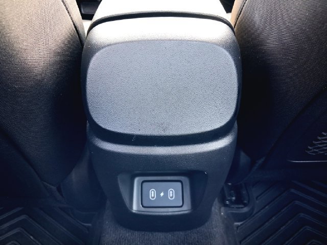 Used 2025 Hyundai Elantra SEL FWD image 26