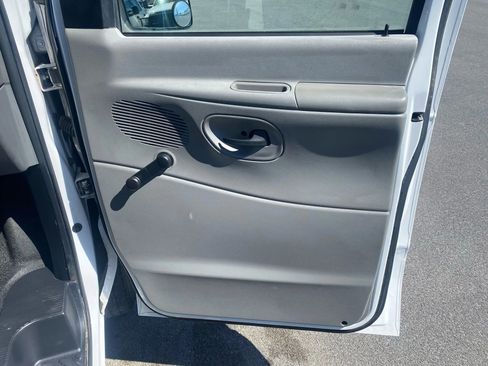 Used 2007 Ford E-250 and Econoline 250 image 15