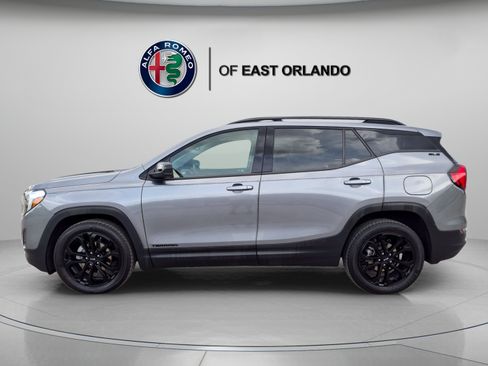 Used 2020 GMC Terrain SLE w/ Elevation Edition AWD/4WD image 4