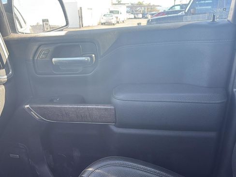 Used 2021 GMC Sierra 1500 Denali w/ Denali Ultimate Package image 17