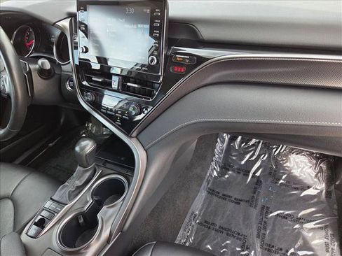 Used 2024 Toyota Camry XSE FWD image 20