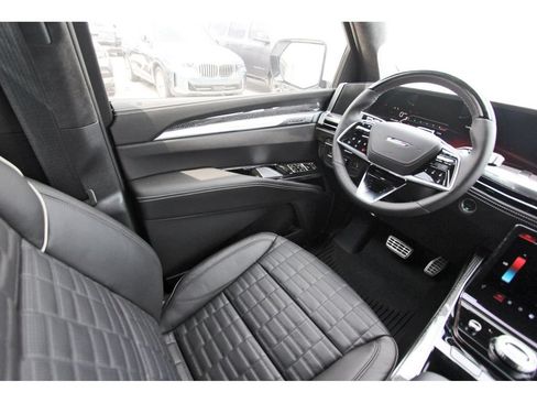 New 2026 Cadillac Escalade ESV V w/ LPO, ONYX Package AWD/4WD image 8