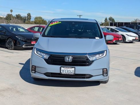Used 2023 Honda Odyssey Touring image 2
