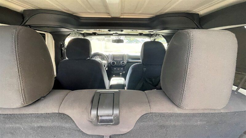 Used 2017 Jeep Wrangler Sport w/ Quick Order Package 24S AWD/4WD image 14