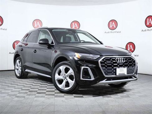 Used 2022 Audi Q5 2.0T Premium Plus image 1