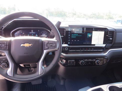 New 2026 Chevrolet Silverado 2500 LT AWD/4WD image 16