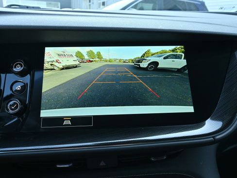 Used 2023 Buick Envision Essence w/ Sport Touring Package image 28