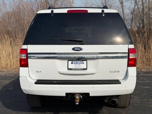 Used 2017 Ford Expedition XLT AWD/4WD image 10