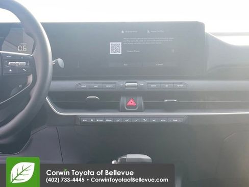 Used 2025 Kia K4 LXS image 17