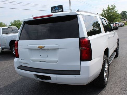 Used 2019 Chevrolet Suburban LT AWD/4WD image 4
