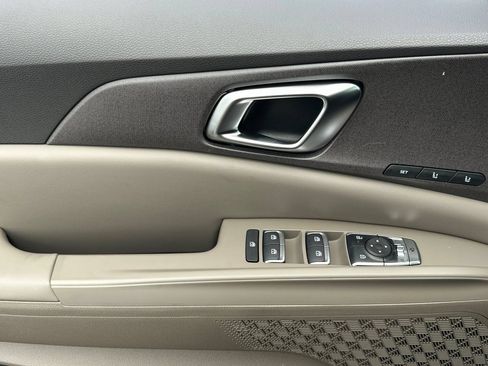 New 2026 Kia Carnival SX FWD image 8