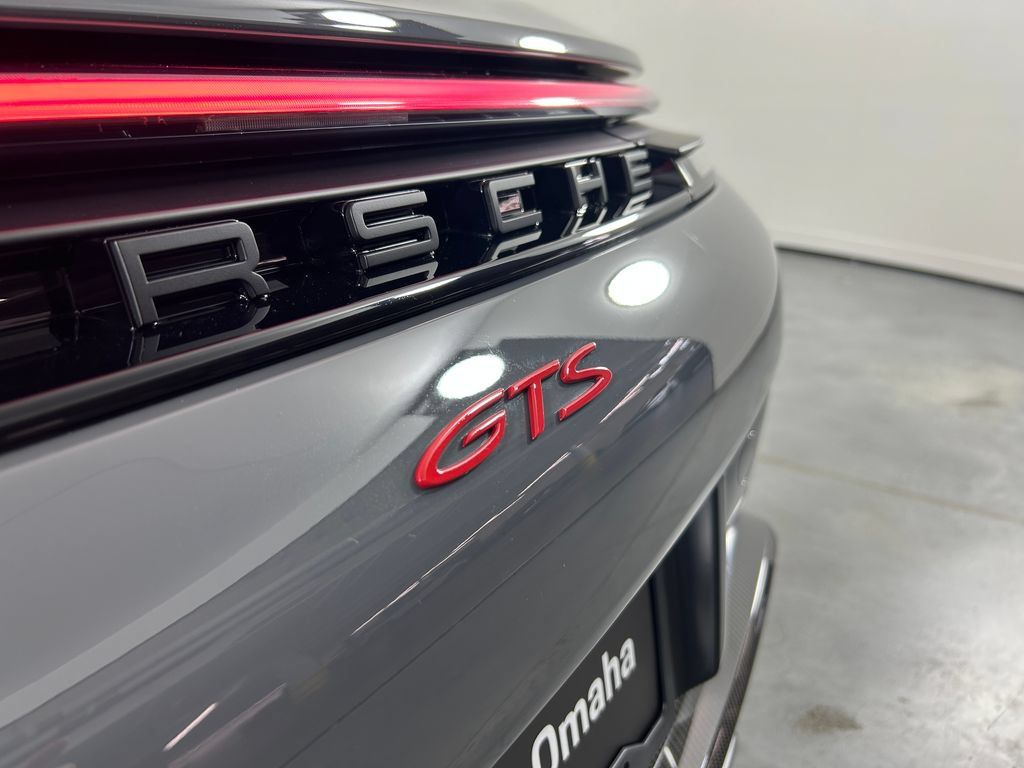 Used 2026 Porsche 911 Carrera GTS RWD image 12