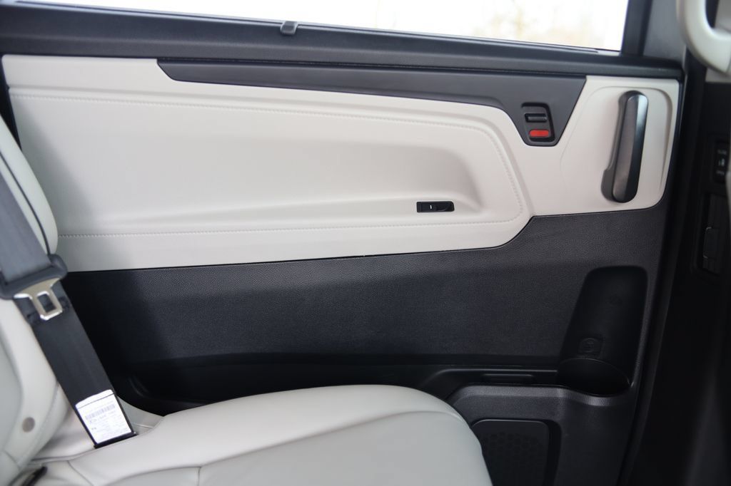 New 2027 Honda Odyssey Touring image 36